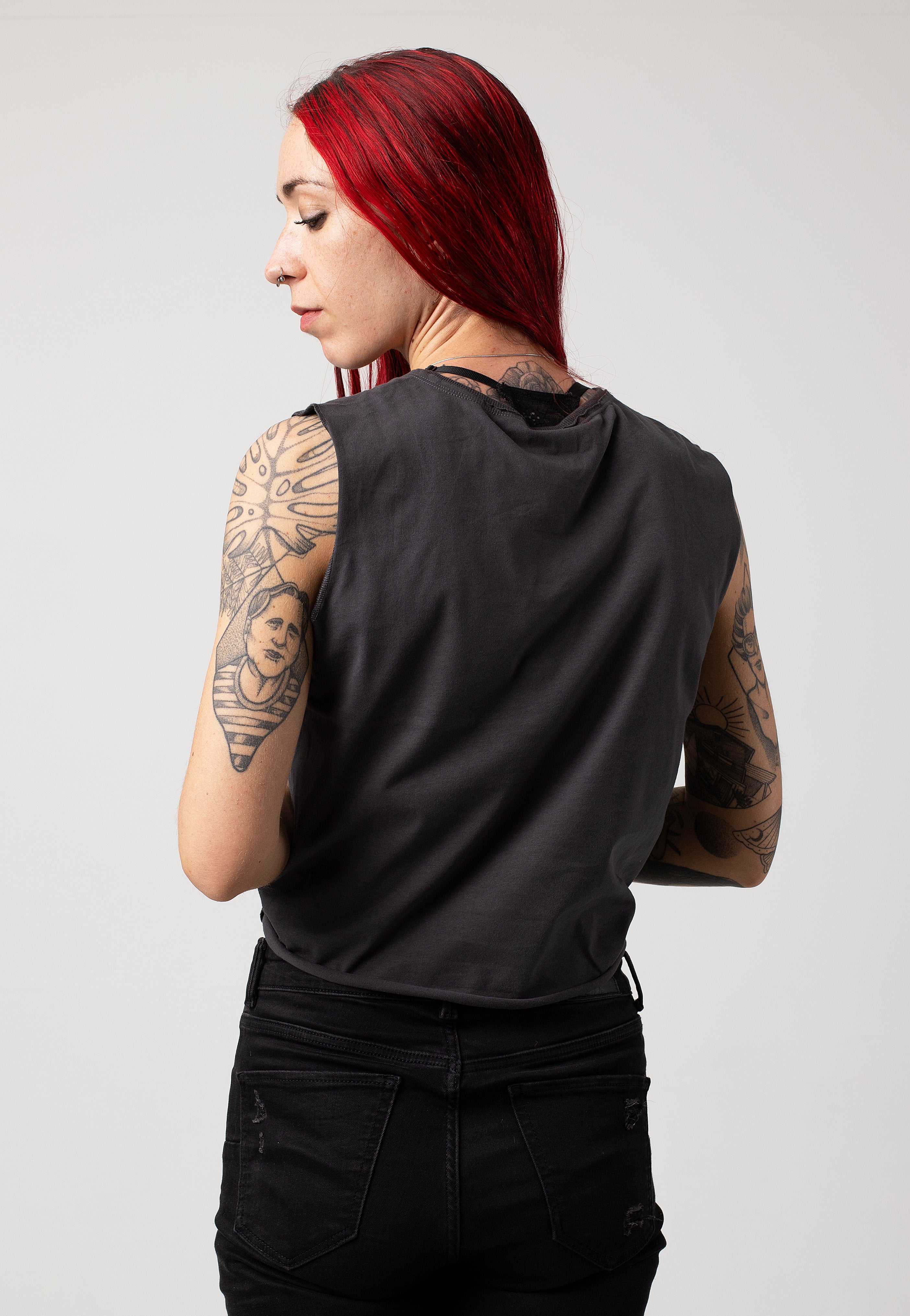 Muse - Heart Logo Knot Charcoal - Tank | Women-Image